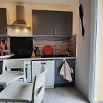 펜션 Pavillon Individuel Plain-pied Avec Terrasse Et Parking