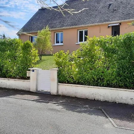 Pavillon Individuel Plain-pied Avec Terrasse Et Parking Saint-Vigor-le-Grand