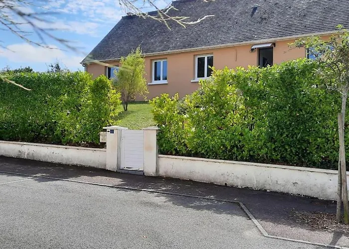 Pavillon Individuel Plain-pied Avec Terrasse Et Parking Saint-Vigor-le-Grand